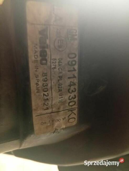 Reflektor prawy lewy Opel Corsa c lift