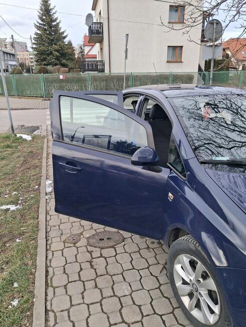 sprzedam auto osobowe opel corsa