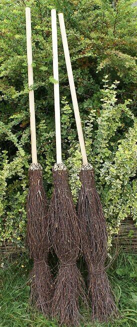 Miotła brzozowa Miotły brzozowe Drapaki