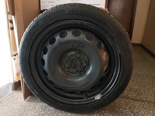 Stalowa felga samochodowa