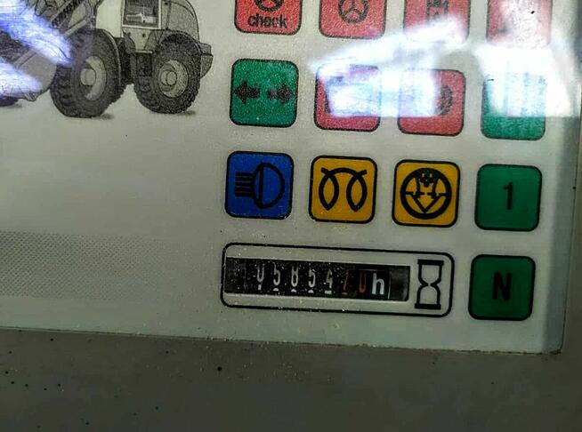 SPRZEDAM ŁADOWARKĘ KOŁOWĄ LIEBHERR L509 – 2012 ROK