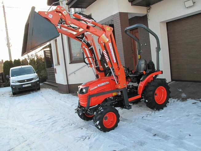 Mini Traktorek Kubota B2420 4X4 24KM Wspomaganie F.VAT