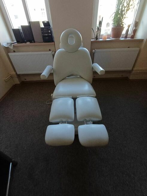 Sprzedam fotel kosmetyczny dentystyczny