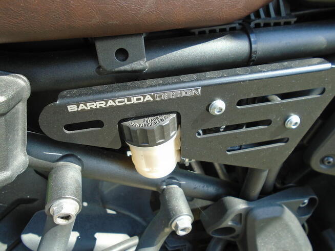 Yamaha XSR 700 stan bardzo dobry - bez inwestycji.