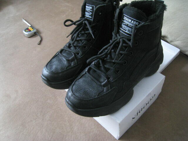 Buty damskie Denim jesienno zimowe