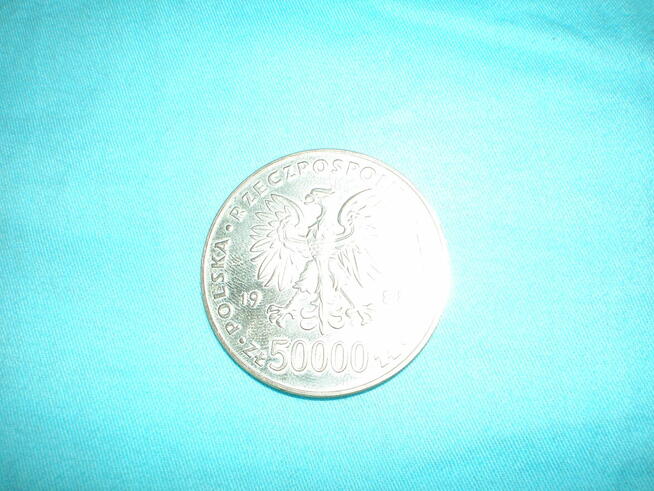 Sprzedam monetę 50000 z roku 1988r., używana, cena 125 zł.