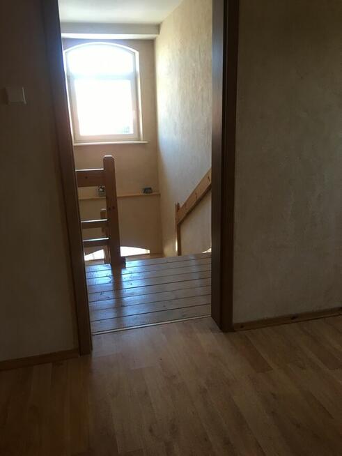 Budynek uslugowy z mieszkaniami 3 km do morza