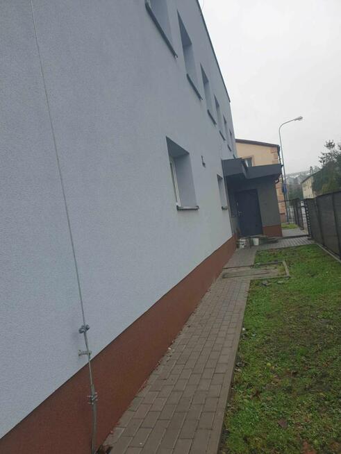 Dom Kobierzyce, Poprzeczna