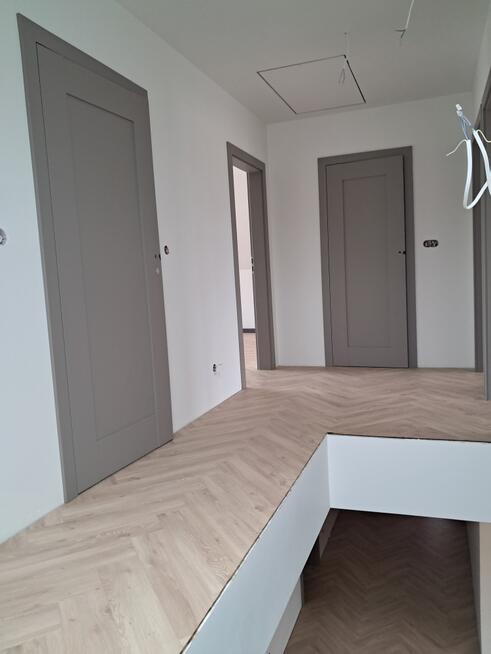 Dom NOWY ,212 m2, Piękne widoki , 5 km od Kielc