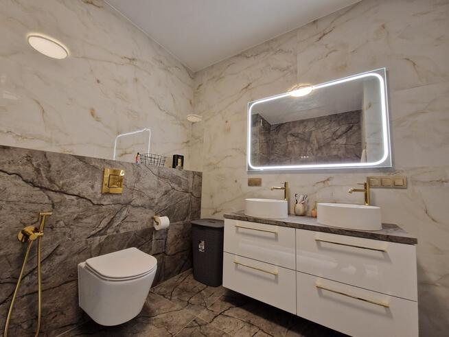 Perełka w Kobyłce-skrajny segment,3 poziomy