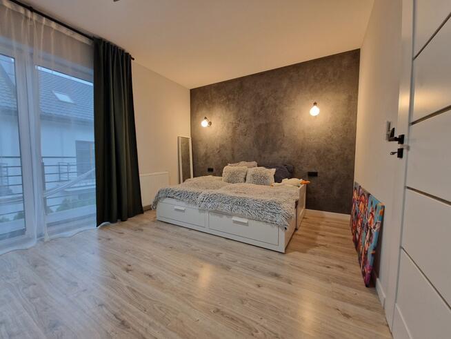 Perełka w Kobyłce-skrajny segment,3 poziomy