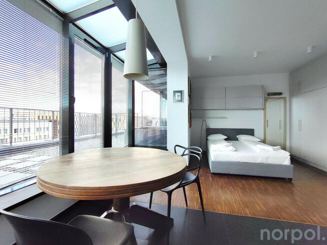 Angel City, Szlak, studio z tarasem na najwyzszym piętrze do sprzedania, parking