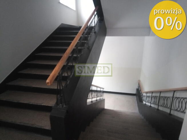 Dostep24h,recepcja,ochrona,poczekalnia,wys 3m .