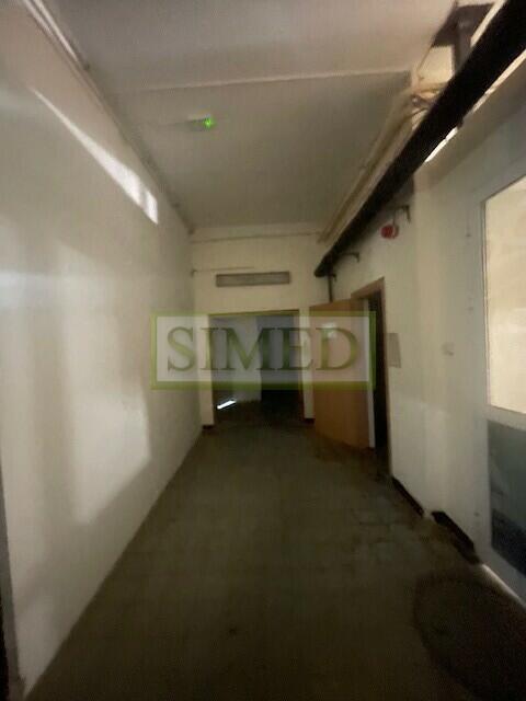 Ochrona,parking, dostęp24h,dobry dojazd