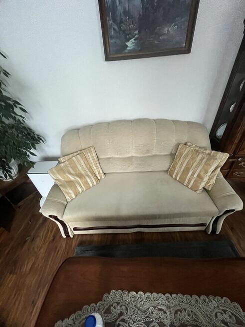 3 osobowa sofa z funkcją spania ,pojemnik ,wolnostojąca