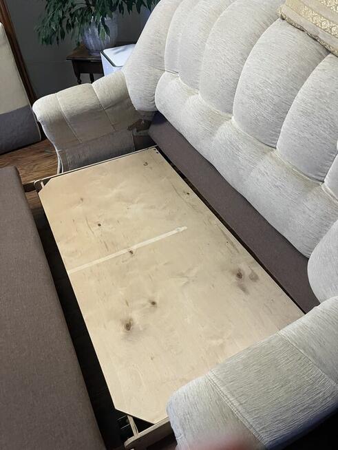 3 osobowa sofa z funkcją spania ,pojemnik ,wolnostojąca