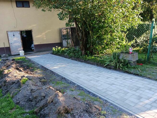 Usługi minikoparką