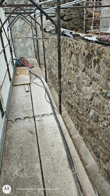 Piaskowanie, sodowanie, pudrowanie cegieł i drewna