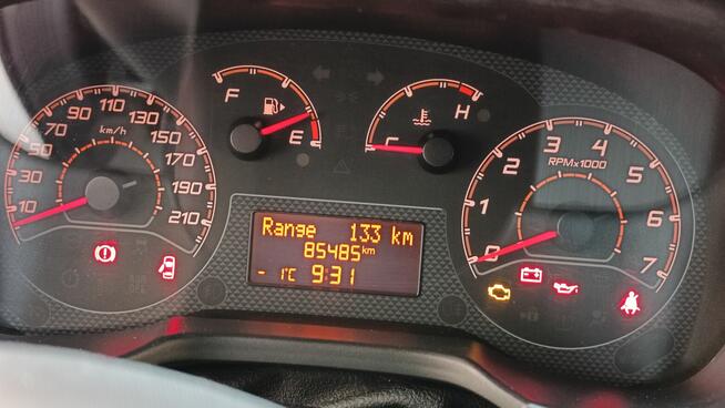 SPRZEDAM FIATA FIORINO