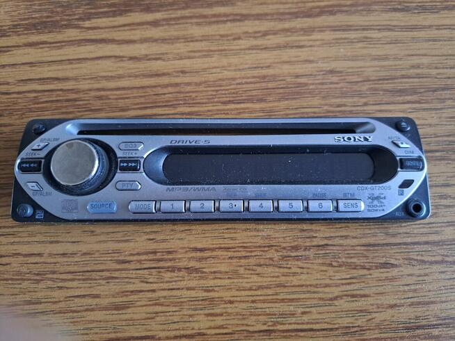 Radio SONY CDX-GT200S + kabel