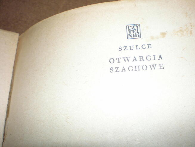 Sprzedam książkę otwarcie szachowe, Zygmunt Szulce, wydaną w