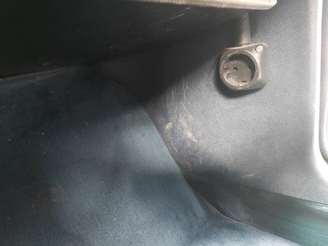 Mercedes-Benz E 124 T wersja 7 osobowa w skórze skandynawska