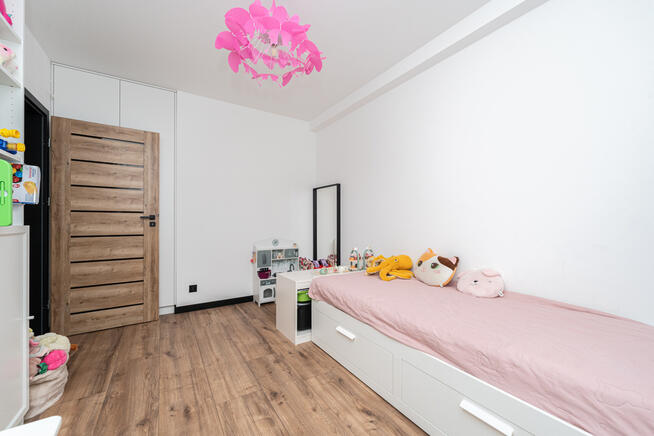 Okazja! Nowe i nowoczesne 6 pokoi + poddasze