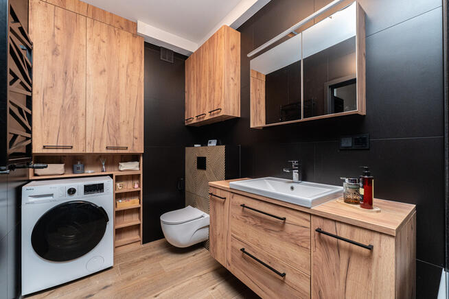 Okazja! Nowe i nowoczesne 6 pokoi + poddasze