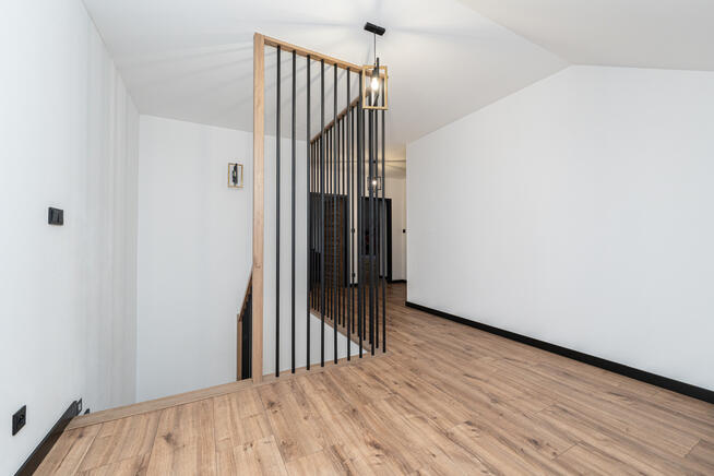 Okazja! Nowe i nowoczesne 6 pokoi + poddasze