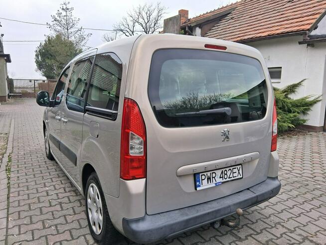 Peugeot Partner 1,6HDI 5 Osób.Klima.Hak.Halogeny.kredyt.OKAZJA