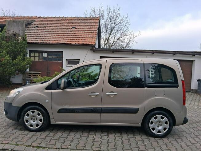 Peugeot Partner 1,6HDI 5 Osób.Klima.Hak.Halogeny.kredyt.OKAZJA