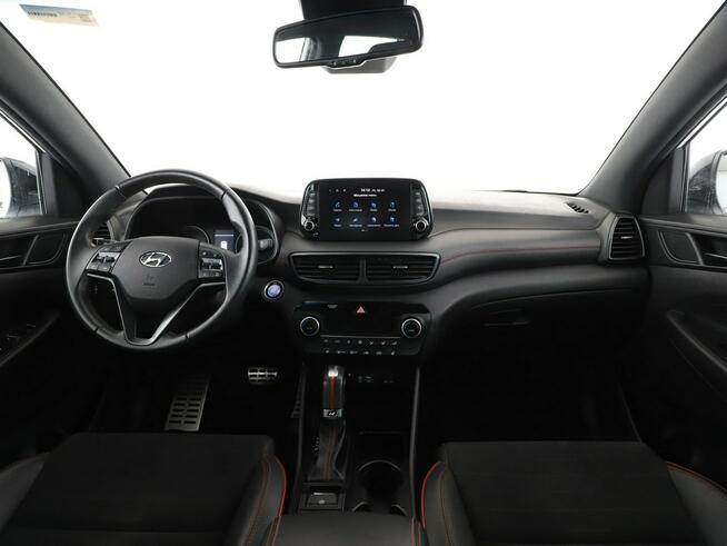 Hyundai Tucson N-Line Automat Navi Czujniki parkowania Klimatyzacja Podgrzewane fotel