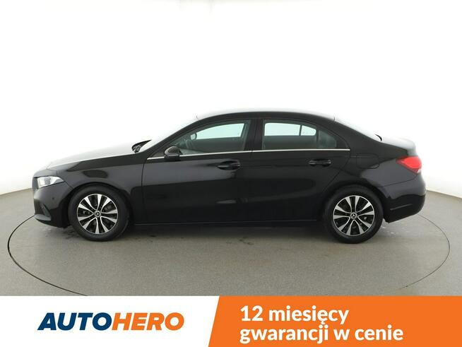 Mercedes A 180 FV23% navi półskóra grzane fotele kamera i czujniki parkowania