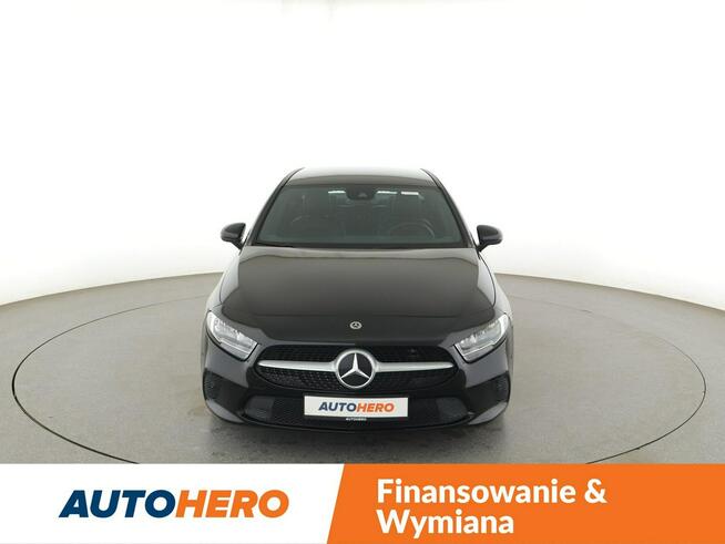 Mercedes A 180 FV23% navi półskóra grzane fotele kamera i czujniki parkowania