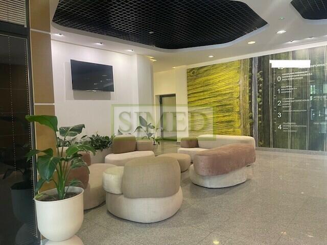 Dostęp24h,wys.3,5 m,dobre światło dzienne,recepcja