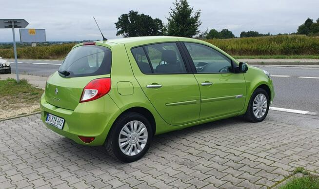 Renault Clio W oryginalnym lakierze/Bardzo zadbany/Ledy/Alufelgi/Podgrzewane fotele