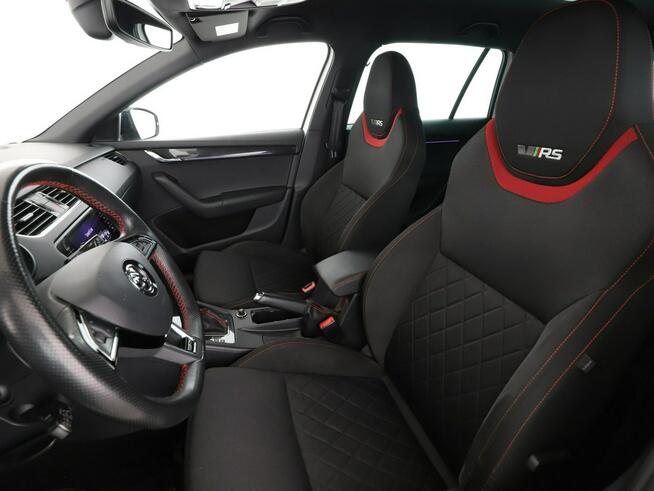 Škoda Octavia navi klima auto grzane fotele full LED czujniki parkowania