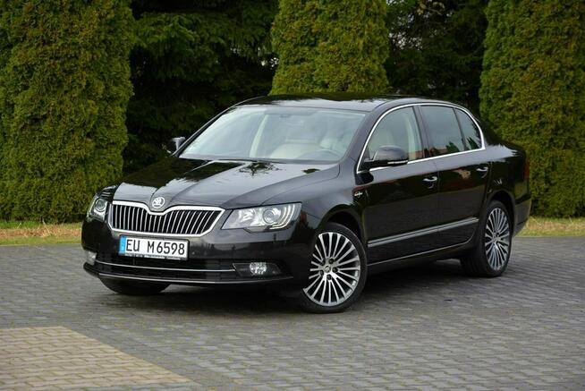 Škoda Superb Lift L&K 4x4 Skóry Bi-Xenon Ledy Duża Navi Kamera El.Fotele Webasto