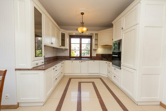 Dom Żerniki Wrocławskie gm. Siechnice, Miodowa