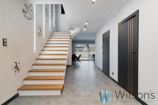 Dom Wiązowna, Dobra