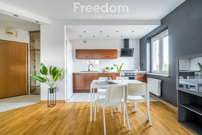 Miejsce postojowe i komórka w cenie