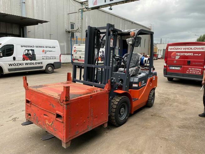 nowy wózek widłowy gazowy 7 ton LPG Triplex długie Widły