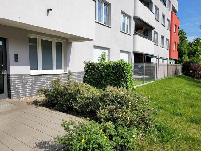 Wynajem mieszkania 50m2 - Brochów