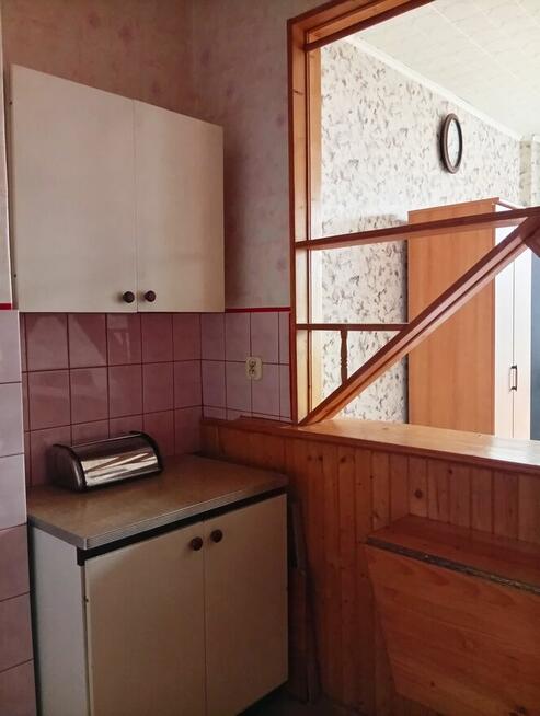 Mieszkanie z potencjałem w zielonej okolicy.