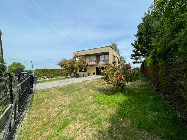 dom do wejścia, duża działka