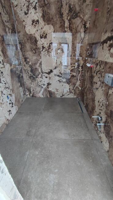 Glazurnik wolny termin - domki, łazienki kompleks, płytki, gl