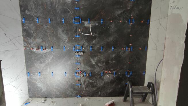 Glazurnik wolny termin - domki, łazienki kompleks, płytki, gl