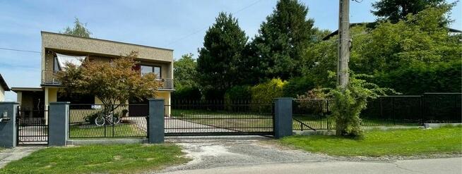 dom do wejścia, duża działka