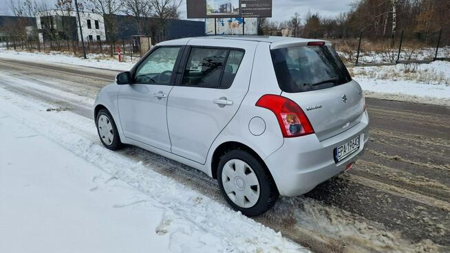 Suzuki Swift 1.3 PB 2010r Klima Multifunkcyjna Kierownica 1wł w PL Grzane Fotele