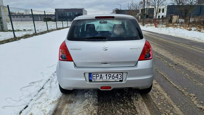 Suzuki Swift 1.3 PB 2010r Klima Multifunkcyjna Kierownica 1wł w PL Grzane Fotele